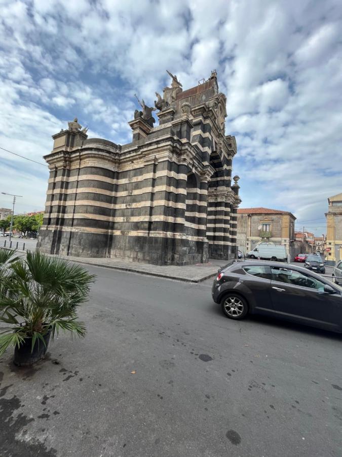Tania Home Catania Bagian luar foto
