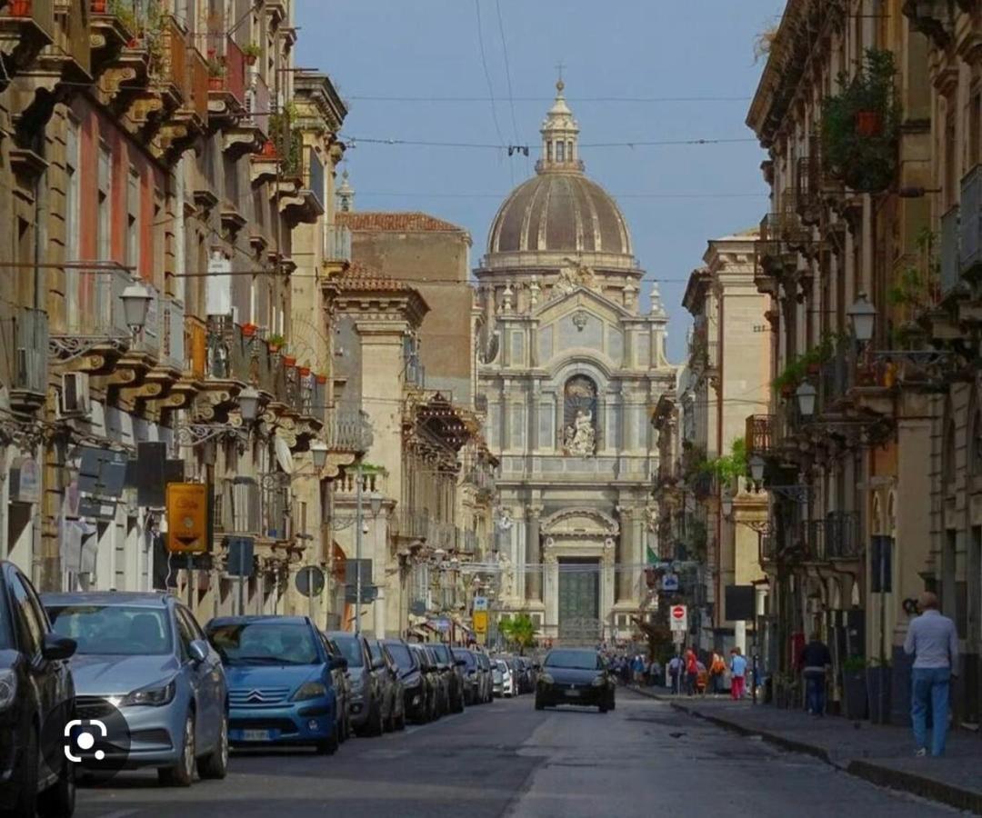 Tania Home Catania Bagian luar foto
